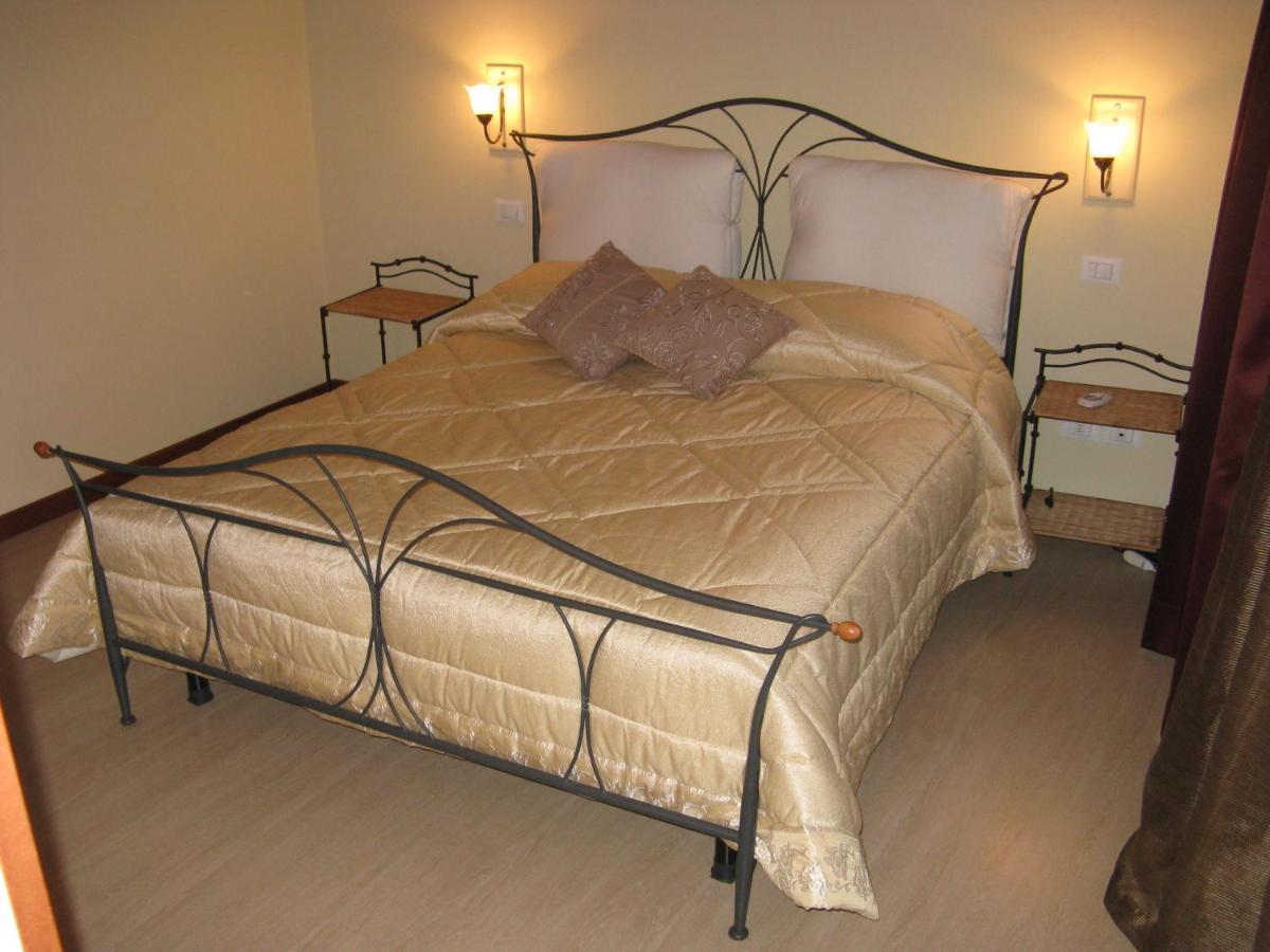 Wind'S House Bed and Breakfast Pove del Grappa Værelse billede
